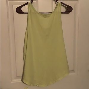 Under Armour open back yank-XS